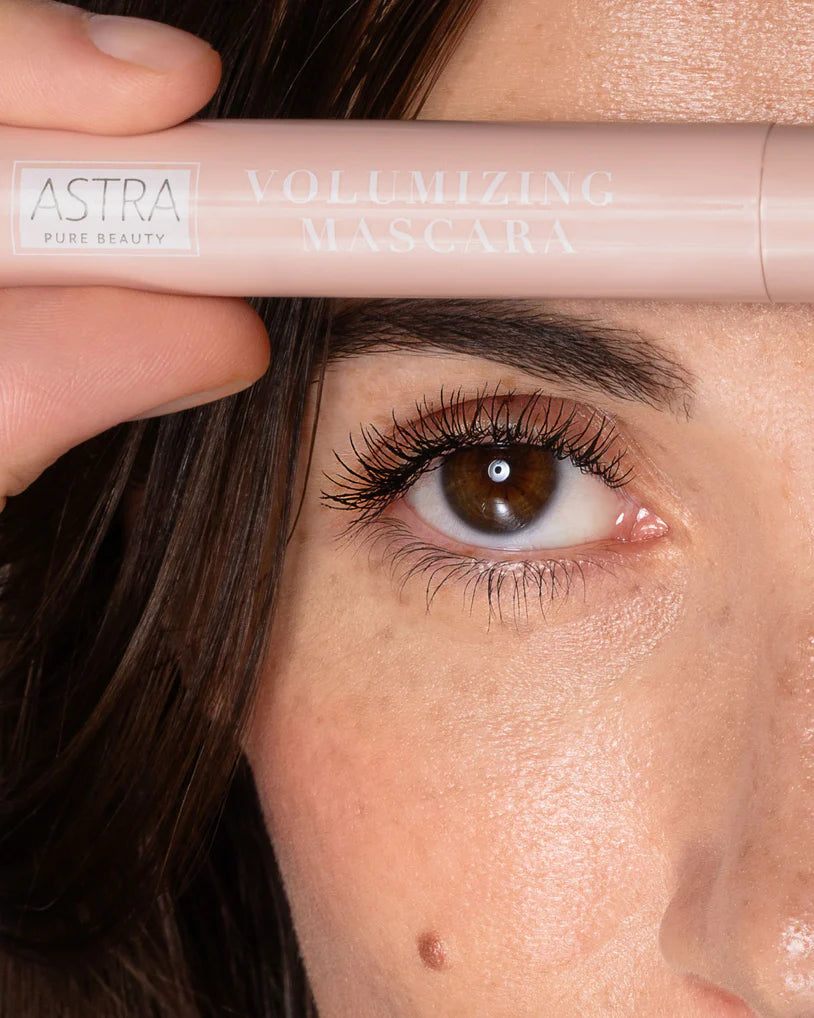 PURE BEAUTY VOLUMIZING MASCARA - Mascara Volumizzante Naturale
